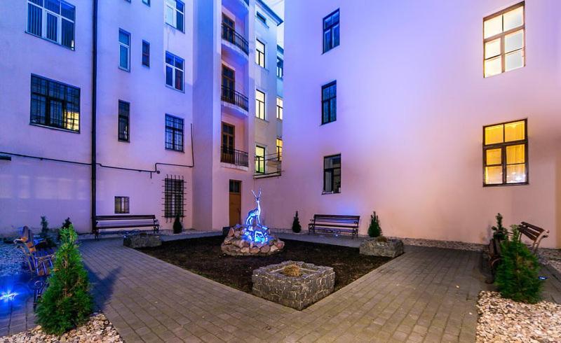 Central & Functional Studio Riga Exteriör bild